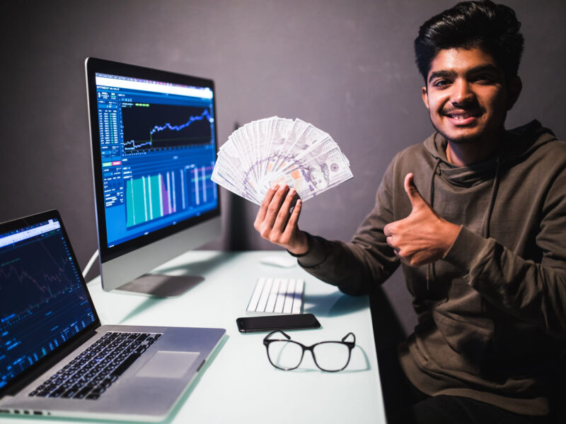 How to Make Money with AI in 2026 (Beginner-Friendly Guide)